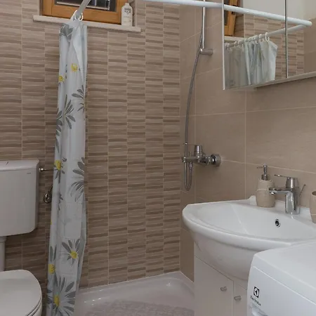 Kod Jadranke - Two Bedroom With Balcony And Sea View *